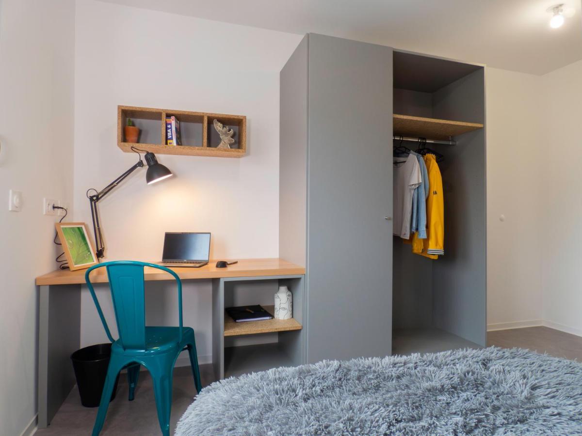 La Colloc Aparthotel Épinal Esterno foto